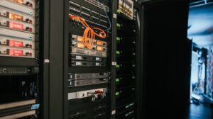 Rack de servidores em um data center